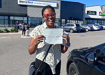 Road Champion Driving School - Milton, ON écoles de conduite - Driving Lesson Image