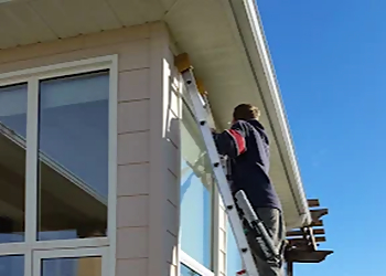 Robin Eye Window Cleaning - Lethbridge, AB Lavages de vitre - Service Highlights