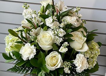 Thunder Bay Fleuristes Rollason Flowers