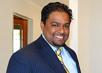Rono A. Baijnath - LAW OFFICES OF RONO A. BAIJNATH Rono A. Baijnath - Oshawa, ON Avocats Pour Faute Professionnelle Médicale - Lawyer Portrait Image