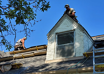 Ronovations Ltd. - Winnipeg, MB Couvreurs  - Residential Service Image