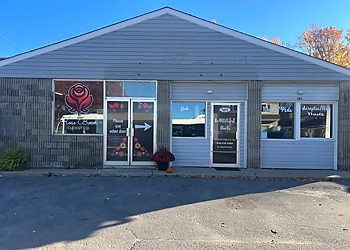 Rose Bowl Florist 2.0 & Flower Delivery - North Bay, ON Fleuristes - Business Exterior Image