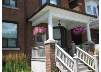 3 Best Bed And Breakfast In Toronto, ON - Expert Recommendations