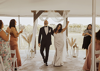 Dollard des Ormeaux wedding officiant Rose Gold Celebrations