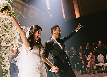 Longueuil wedding officiant Rose Gold Celebrations