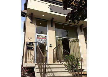 Drummondville tattoo shop Rouge Total