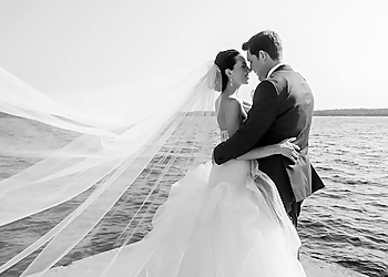 Rowell Photography Rowell Photography - Barrie, ON Wedding Photographers - Service Image