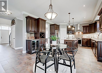 Chatham house cleaning service Royal Cleaning Co.