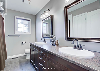 Chatham house cleaning service Royal Cleaning Co.