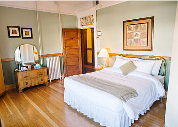 Chilliwack hotel Royal Hotel Chilliwack