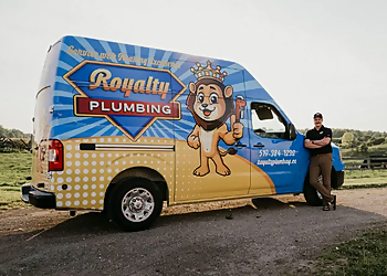 Royalty Plumbing - Sarnia, ON Plumbers - Truck Image