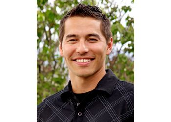 Kelowna physical therapist Ryan Bachmeier, M.Sc PT, BSc, CAFCI, CGIMS - KELOWNA MANUAL THERAPY CENTRE