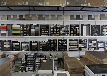 Saguenay Magasin de plancher Réno-Tapis Plus, Inc.