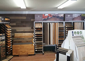 Saguenay Magasin de plancher Réno-Tapis Plus, Inc.