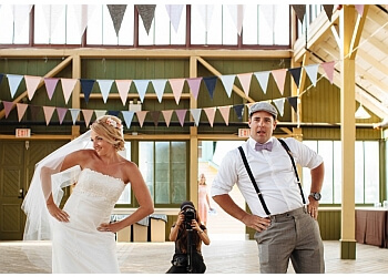 Kingston wedding photographer SB Images