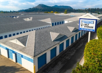 3 Best Storage Units in Kelowna, BC - Expert Recommendations
