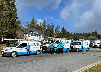 SHACK SHINE SHACK SHINE - Nanaimo, BC Window Cleaners - Truck Image