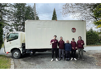 North Vancouver moving company SIMPLE MOVES & STORAGE