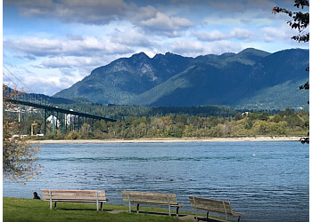 Vancouver hiking trail Stanley Park