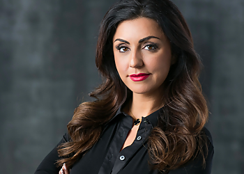 Sahar Zomorodi - ZOMORODI LAW PC Sahar Zomorodi - Richmond Hill, ON Avocats D'Affaires - Lawyer Portrait Image