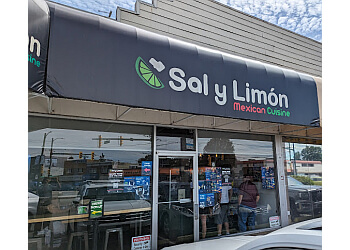Vancouver mexican restaurant Sal Y Limón Fraser