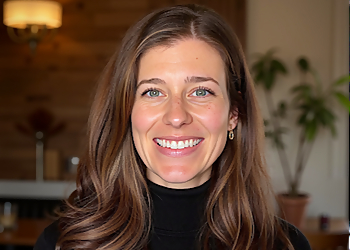 Samantha Kompa - Belleville, ON Employment Lawyers - Lawyer Portrait Image