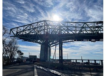 Brossard Repères Samuel-De Champlain Bridge