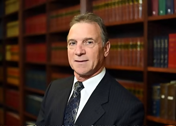 Sandro L. Orlando - LUCENTI ORLANDO BARRISTERS & SOLICITORS Sandro L. Orlando - North Bay, ON Avocats Immobiliers - Lawyer Portrait Image