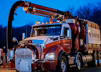 Sanivac Sanivac - Blainville, QC Septic Tank Services - Truck Image