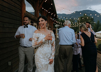 North Vancouver wedding photographer Sara Rogers Photography