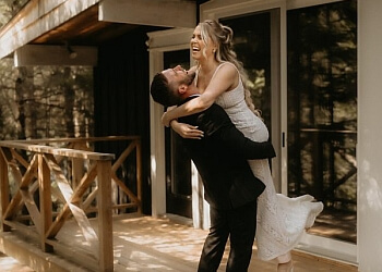 Barrie wedding photographer Sarah Martin Photoartisry