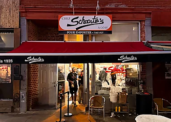 Schwartz's Deli - Montreal, QC Sandwich Shops - Sandwich Shop Image