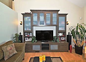 Seasonal Leaf Studio - Coquitlam, BC Interior Designer & Decorators - Living Room Image