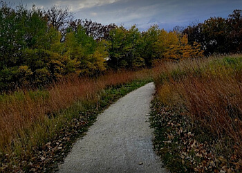 Winnipeg hiking trail Seine River Greenway’s Trail