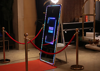 Winnipeg photo booth company Selfie Station Photo Booth