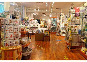 Kingston gift shop Send in the Clowns