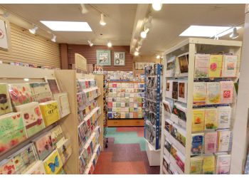 Kingston gift shop Send in the Clowns