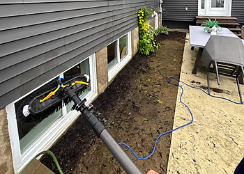 Sherbrooke window cleaner  Services O'Splash inc.