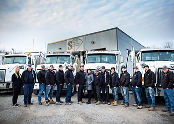 Services Sanitaires St-Jérôme - Mirabel, QC Collecte des ordures - Team Working Image