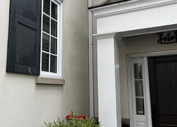 Oakville window cleaner Shack Shine