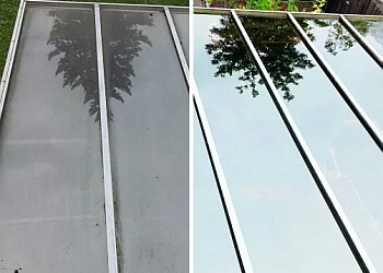 Surrey window cleaner Shack Shine