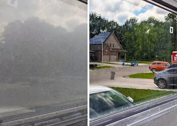 Surrey window cleaner Shack Shine