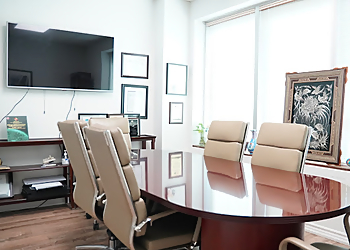 Toronto Avocats D'Affaires Shapiro Real Estate and Business Lawyers