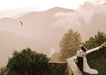 Sharlie Faye Photography Sharlie Faye Photography - Moncton, NB Wedding Photographers - Service Image