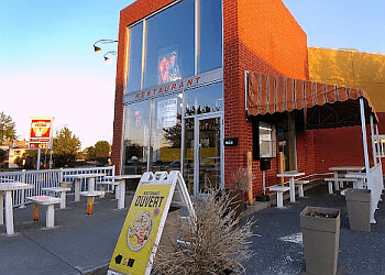 Drummondville mediterranean restaurant Shawarma Express