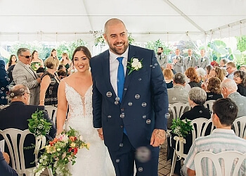 Burlington wedding officiant Shelley Kabelin Wedding Officiant