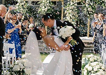 Vancouver wedding planner Shing Weddings