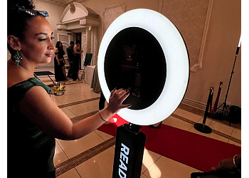 Brampton photo booth company Shoot 360 Booth