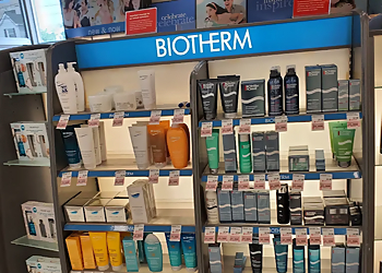 Shoppers Drug Mart - Hamilton, ON Pharmacies - Pharmacy Interior Image