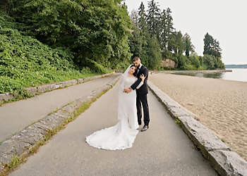 Silver Moon Photography - Coquitlam, BC Wedding Photographers - Project Image